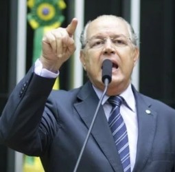 Hauly combate as mentiras que circulam sobre a reforma tributária