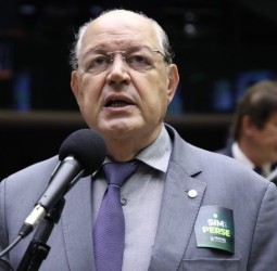 Deputado propõe multa de de até R$ 5 milhões para clubes visitantes em caso de incidentes com torcedores
