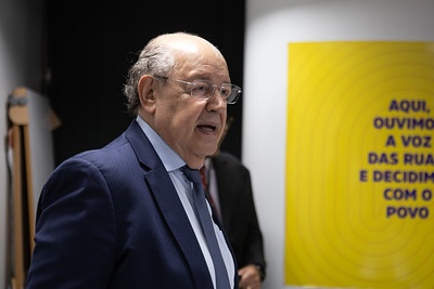 Diante da nova legislação tributária, projeto de Hauly atualiza o Simples Nacional