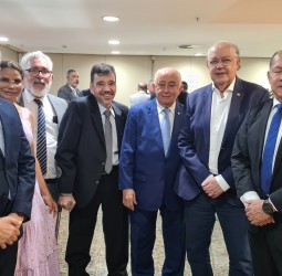 É hora de valorizar os lotéricos do Brasil, afirma deputado