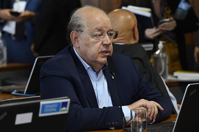 Luiz Carlos Hauly e a tributária: pai e porta-voz da reforma