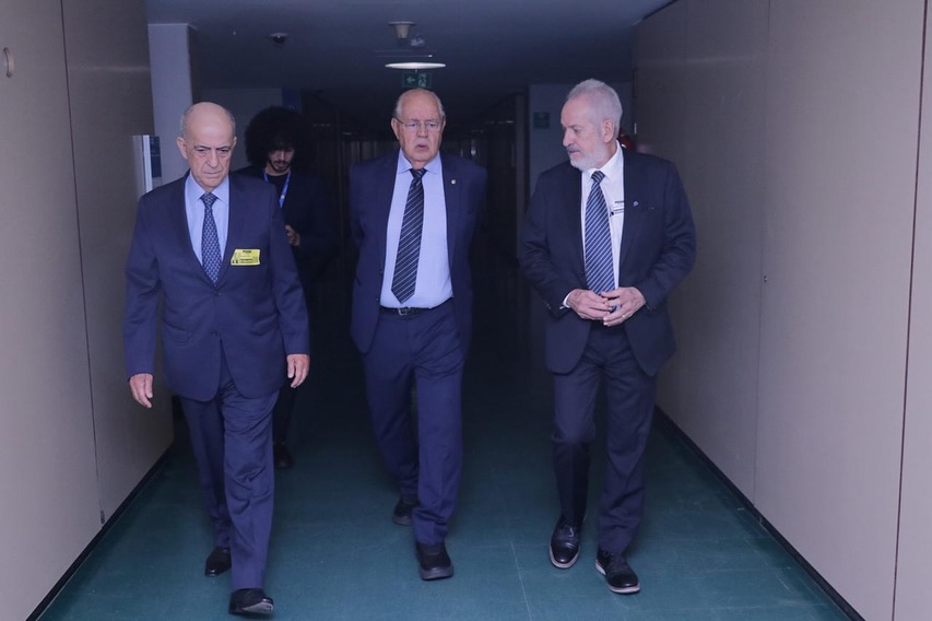 Deputados do Podemos conversam com a nova diretoria da Abrapp