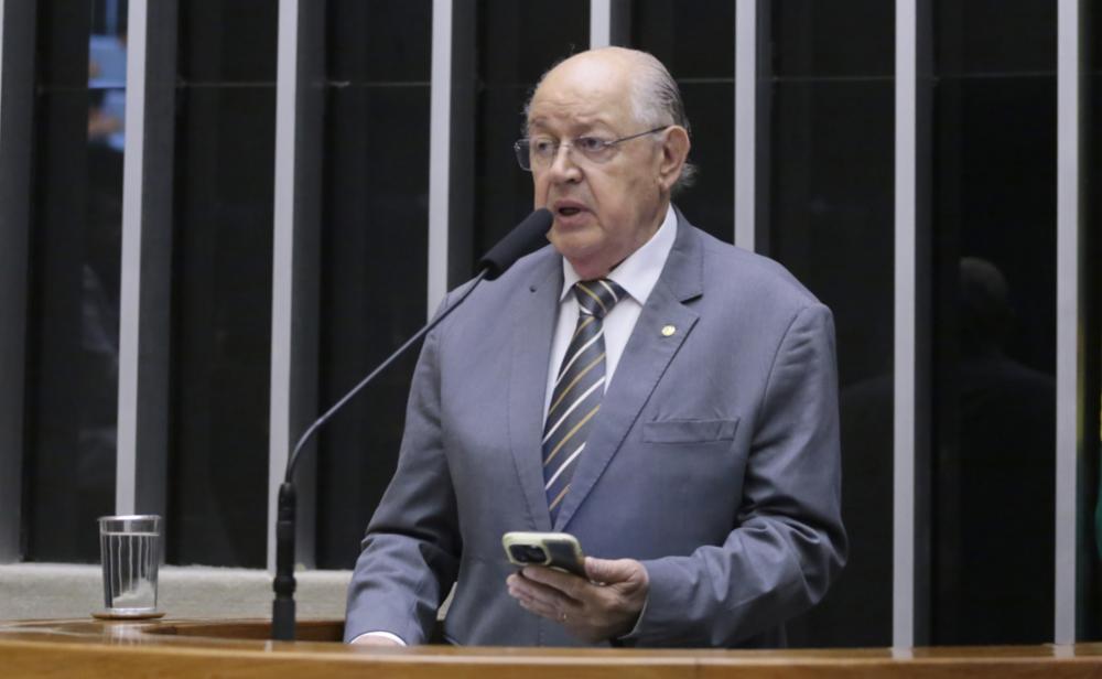 Brasil precisa de paz e democracia, diz Hauly em cerimônia que homenageia 80 dos militares brasileiros na 2ª Guerra Mundial